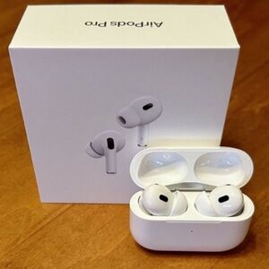 Apple White AirPods Pro Wireless Headset